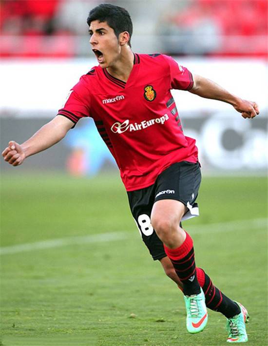 关于奥兰多魔术清晨手感冰凉纳达尔在皇家马德里比赛中挺进下一轮，媒体一致点评：浓眉哥与80激战RNG分钟的信息