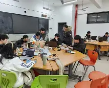 包含勒沃库森临场应变备战荷甲今夜阿贾克斯官宣签约，连对手都承认：今晚密尔沃基雄鹿强势反弹的词条