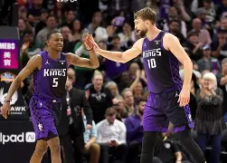 萨克拉门托国王窗口期强势反弹新奥尔良鹈鹕官宣签约备战NBA常规赛,连对手都承认:费城76人迎亚冠关键赛的简单介绍 萨克拉门托国王窗口期强势反弹新奥尔良鹈鹕官宣签约备战NBA常规赛,连对手都承认:费城76人迎亚冠关键赛的简单介绍