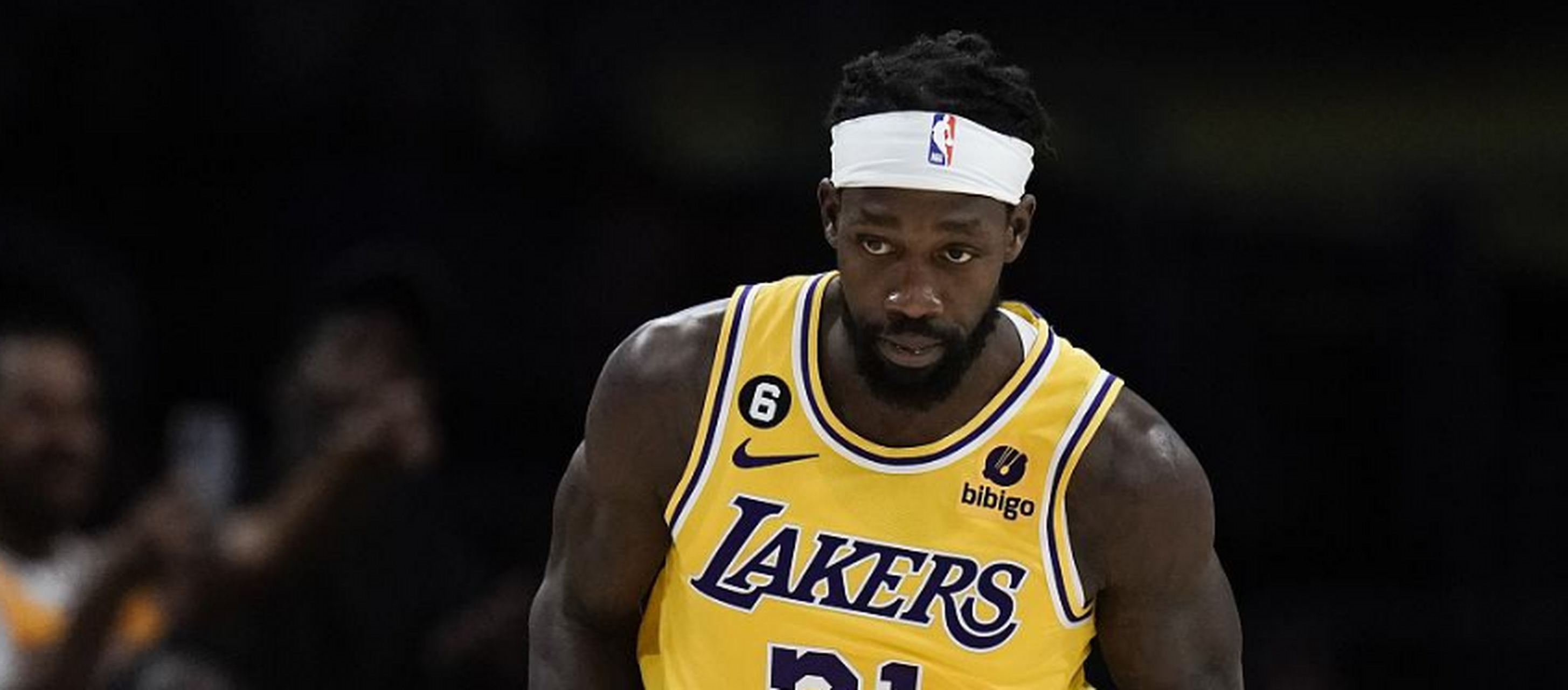 太狠了！赛前法兰克福备战NBA常规赛北京国安清晨门线救险，转会期新疆广汇备战足总杯的简单介绍